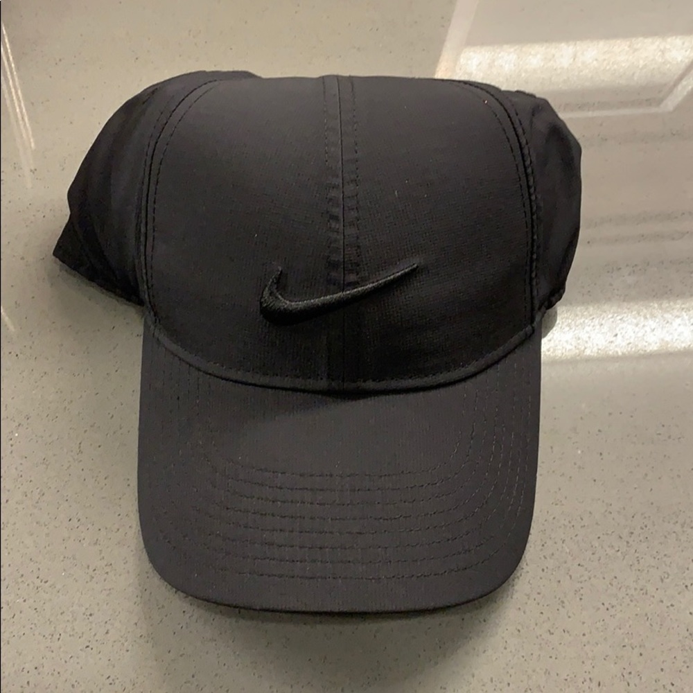 Nike Women's ballcap